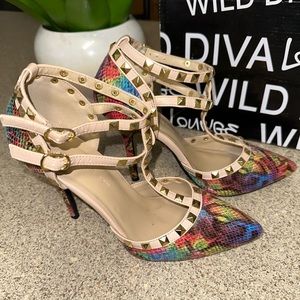 Wild Diva Stilletto sexy studded shoes Heels.